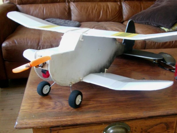 Old Fogey biplane - image1